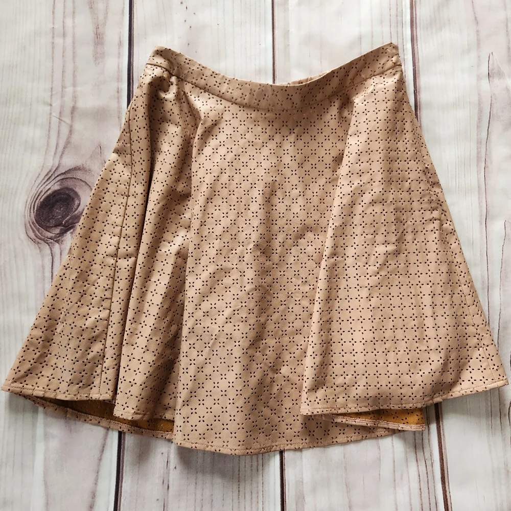 NWT Anthropologie "Astral Swing Skirt" Faux Leather Perforated | Women's Size 10 - Picture 4 of 12
